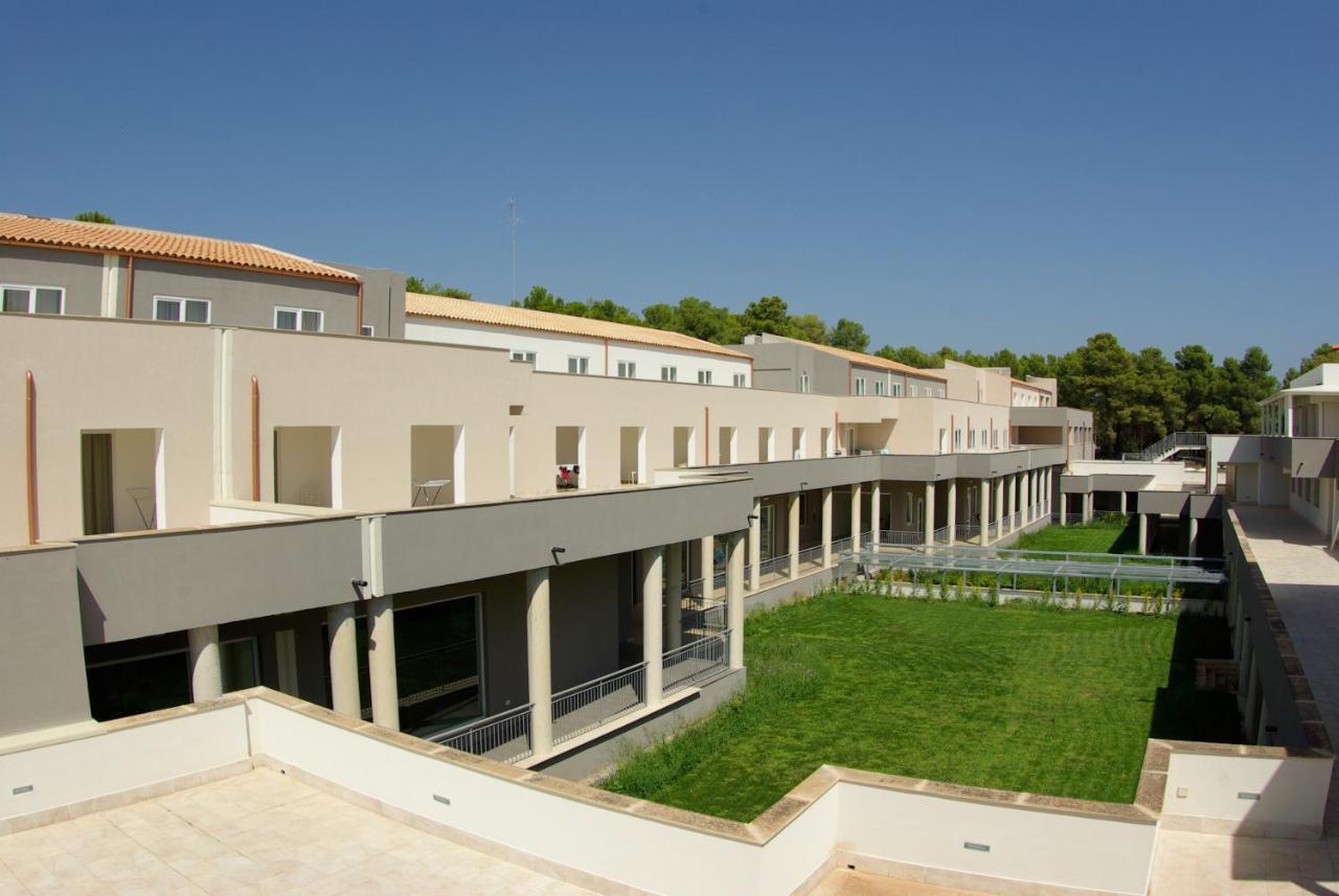 Futura Club Spiagge Bianche Ξενοδοχείο Fontane Bianche Εξωτερικό φωτογραφία